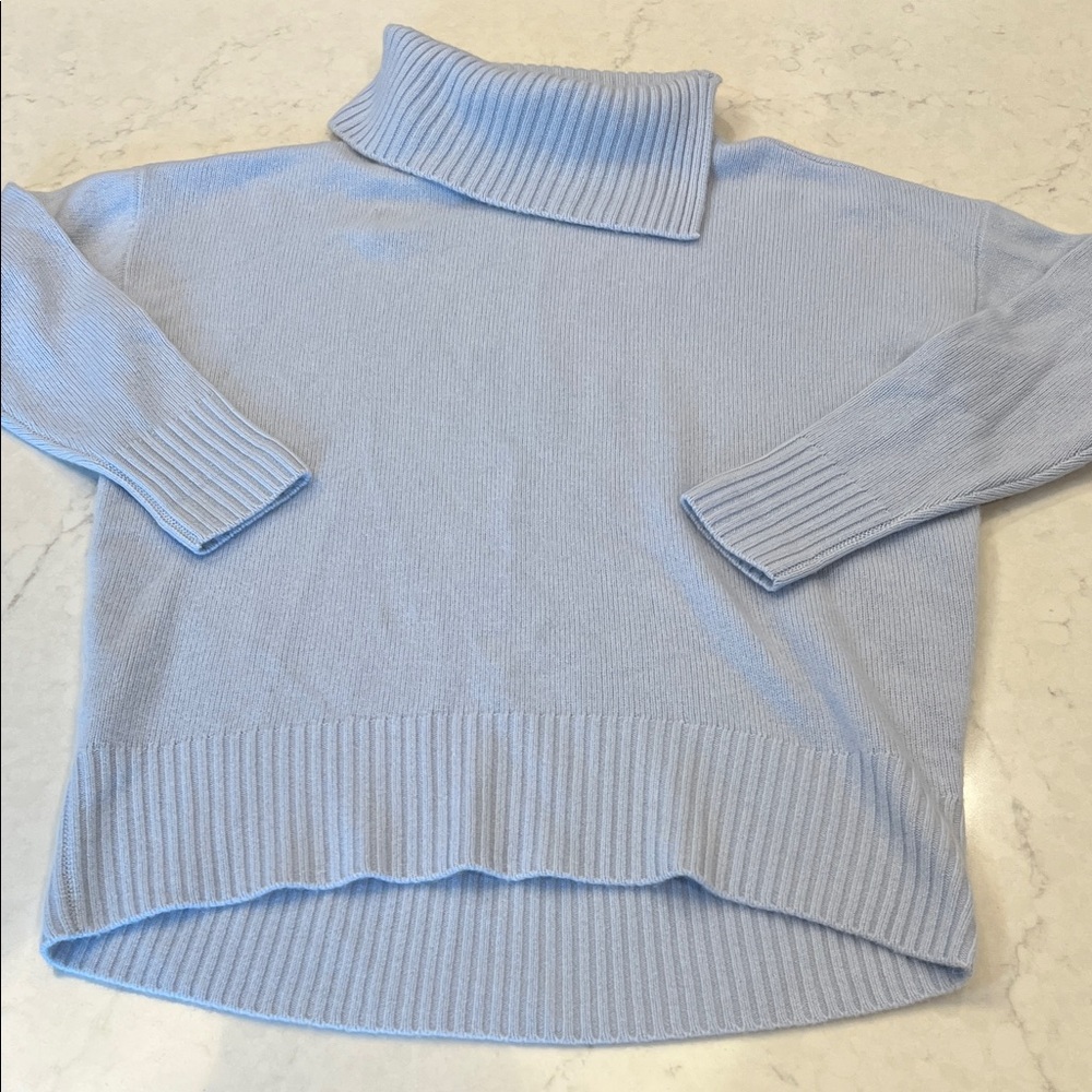Nordstrom‎ Cashmere Soft Sky Blue Cowl Neck Sweater Size Small